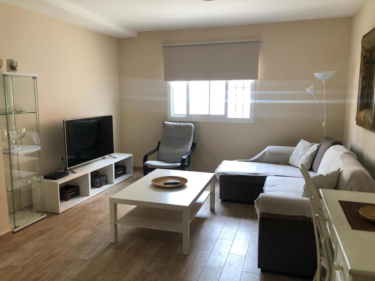 Apartamentos Albeniz Algeciras Bagian luar foto